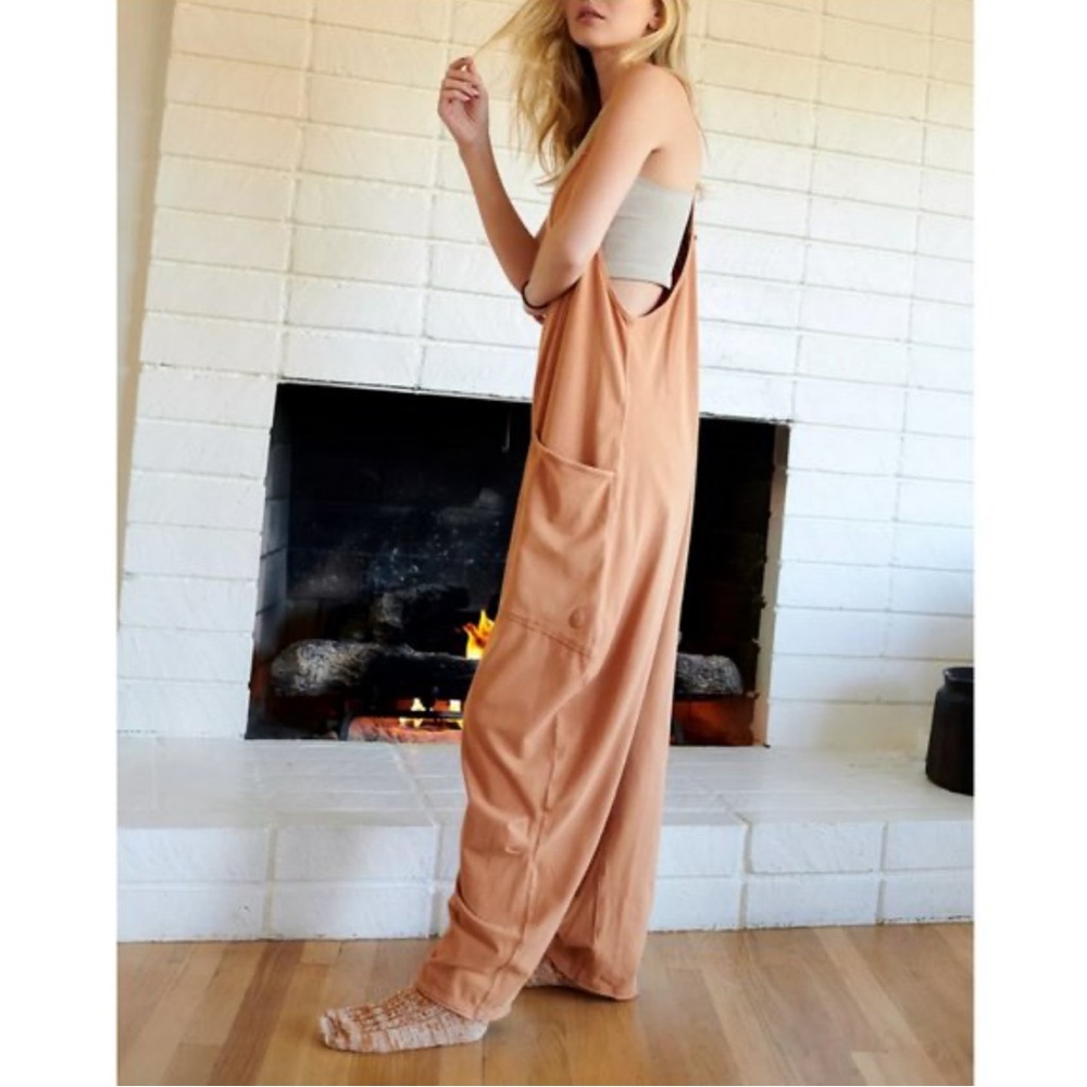 Free People Movement NWT Toasted Coconut Hot Shot Jumpsuit, size XS - Picture 9 of 14